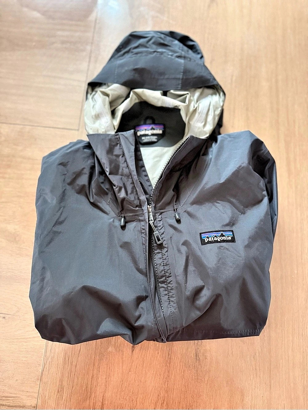 Patagonia Torrentshell 3L Jacket Hooded Shell Gray Large